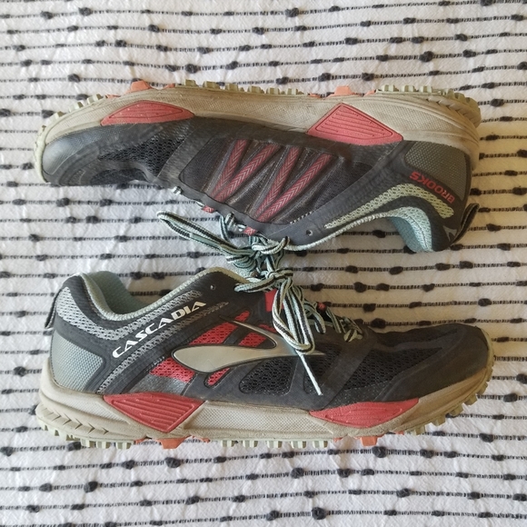 Brooks Shoes - Brooks Cascadia Trail Running Shoe